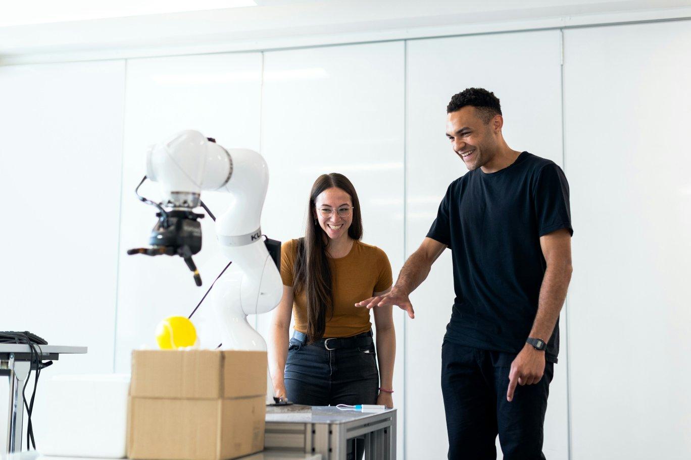 Robotic technology and automation innovation